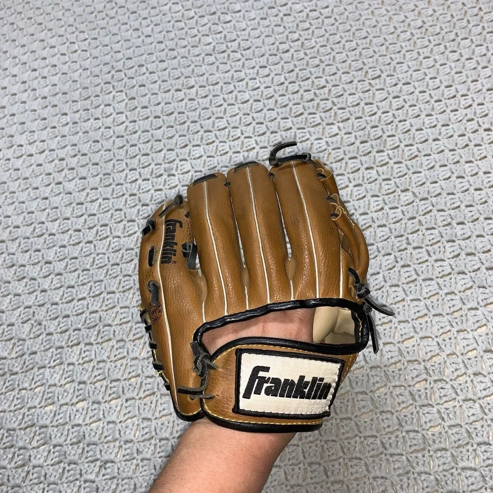 Franklin 4609 Field Master Series‎ 9.5
